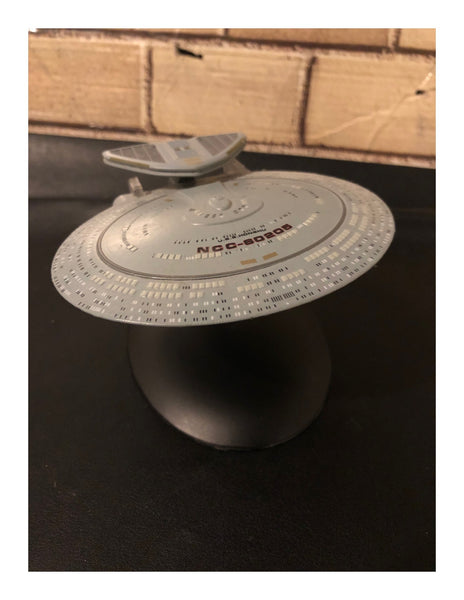 Nebula Class Starship Model Model Ship Issue 23 (Model Only) Used