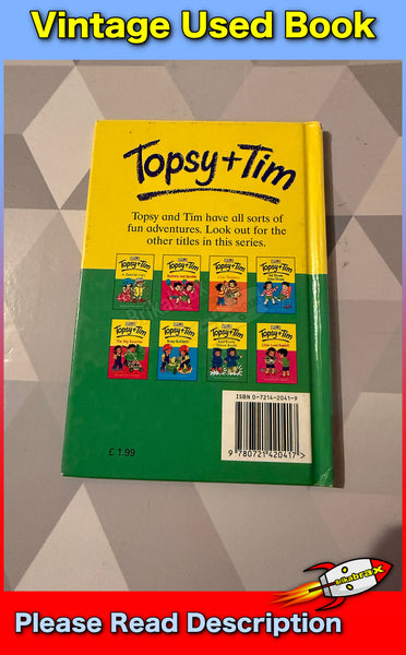 Topsy + Tim A Special Visit (Ladybird Book 1994)