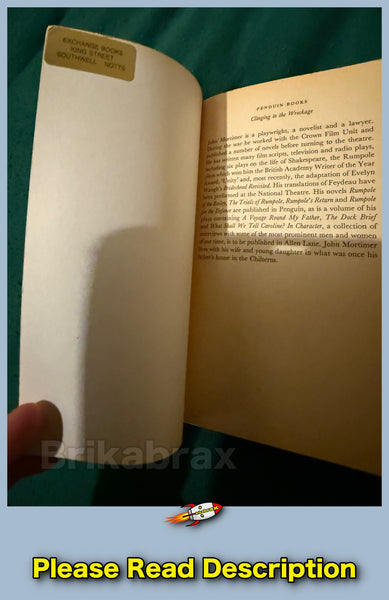 Clinging to the Wreckage by John Mortimer Penguin Paperback Book 1983