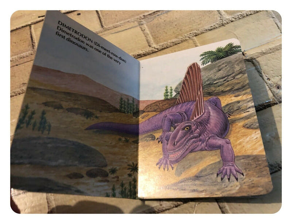 The Giant Dinosaurs (Board Book 1989) Published by Select Editions Kids Book