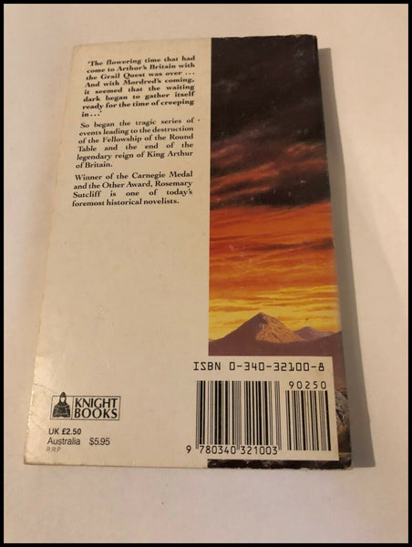 The Road to Camlann by Rosemary Sutcliff (Paperback 1990)
